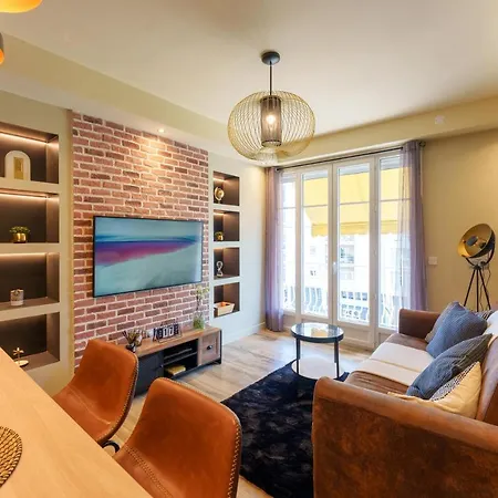 Le Bosquets A 50 Metres De La Apartamento